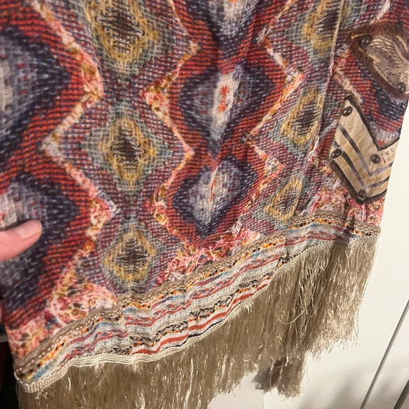 Luxury 100%silk Mucho Gusto Sleeveless Vest - Picture 7 of 9